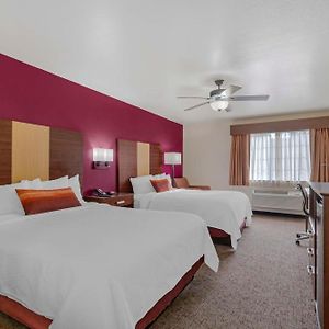 Queen Room Two Queen Beds Non-Smoking